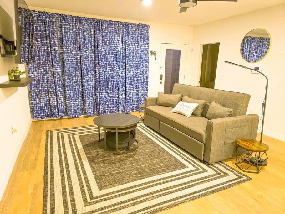 2br 1 Queen 2full 1 Sofa Q Beds Dwntwn Med Center- Unit A Ferienhaus Houston
